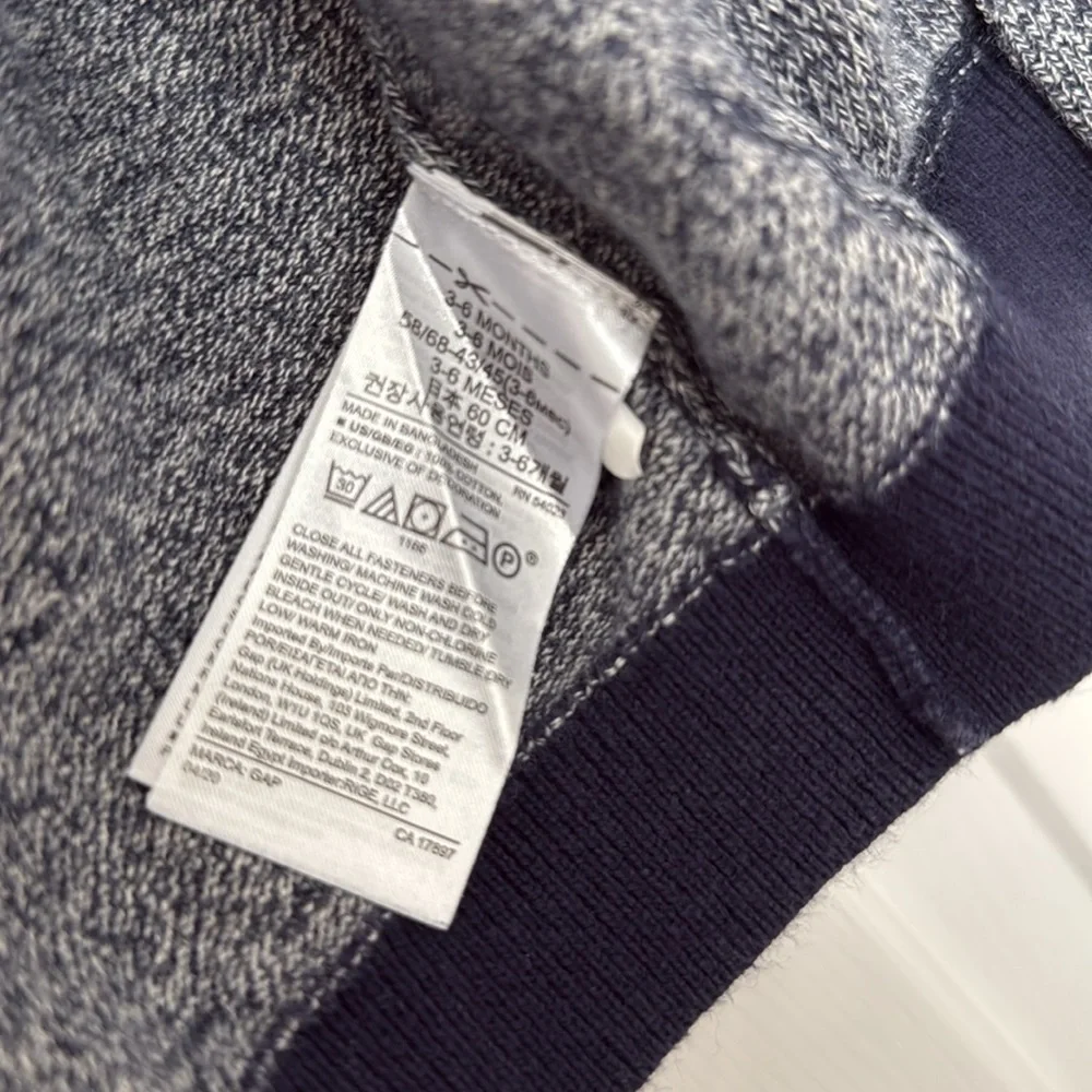 Baby Gap Marled Zippered Sweater Hoodie in Dark Night Size 3-6 Months
